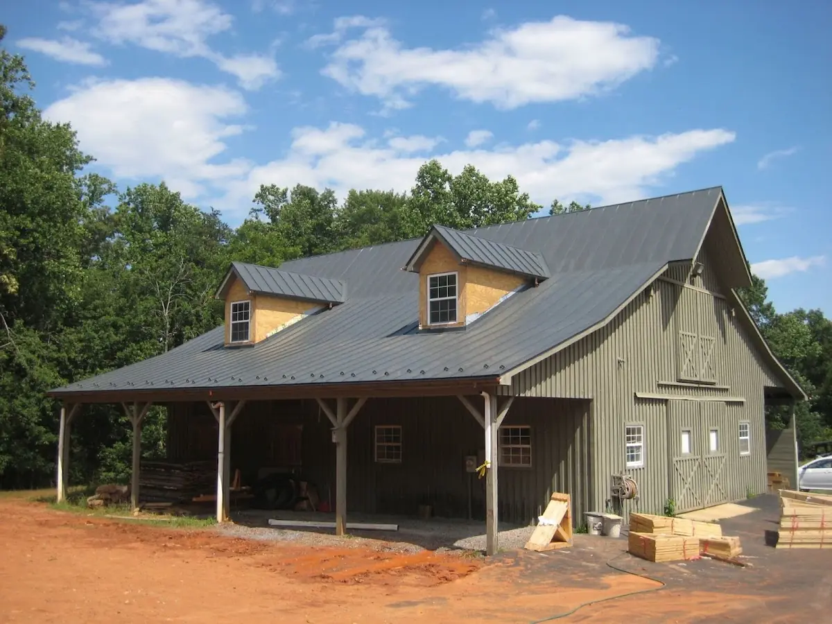 Expert Roof Repair workmanship in Dutch Village North